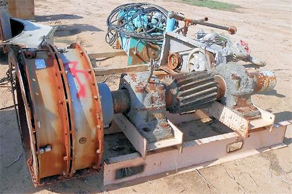Marcy 10'6" X 14' (3m X 4.3m) Ball Mill, 800 Hp (597 Kw))
